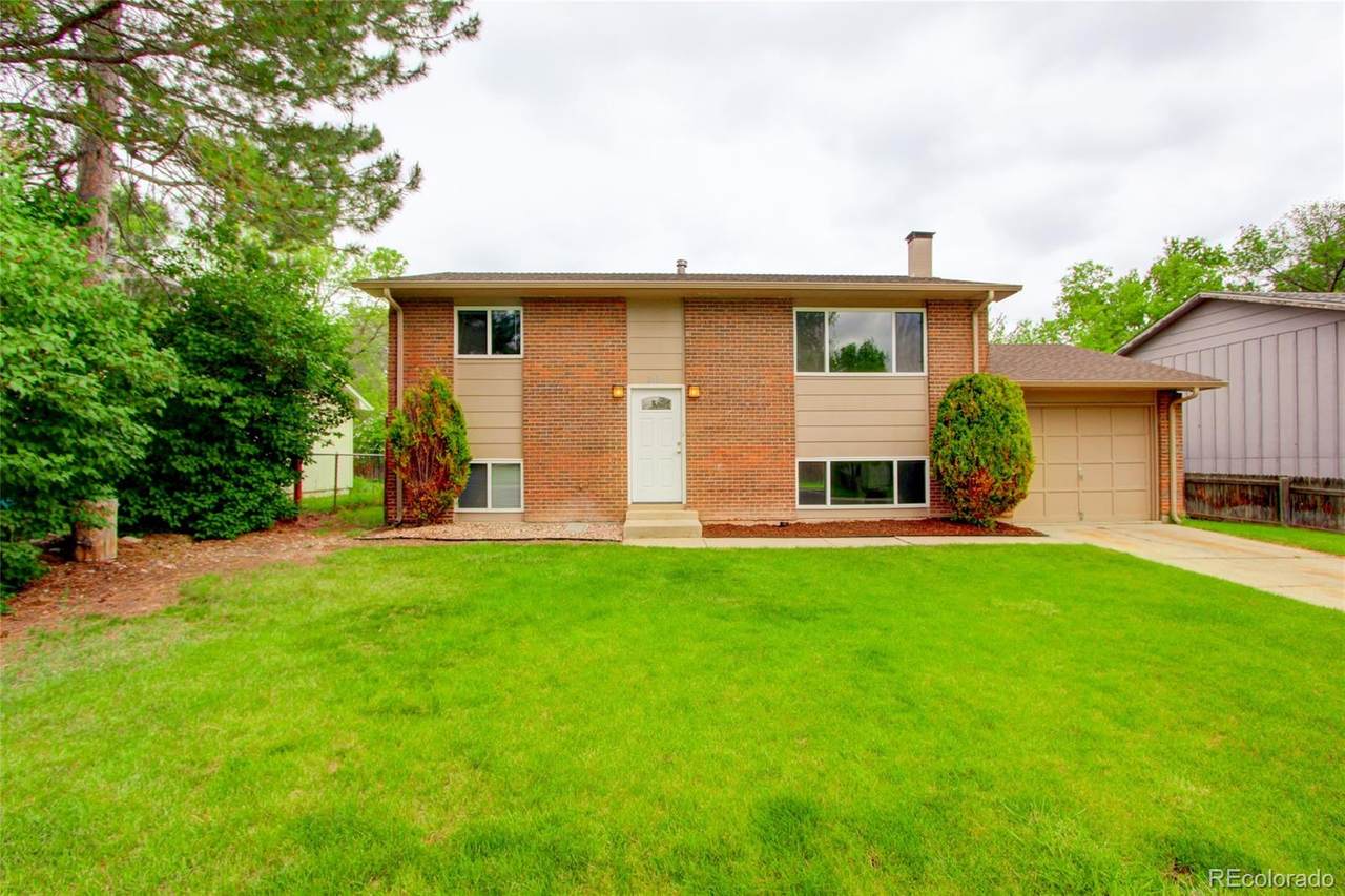 2536 Laurel Street - Photo 1