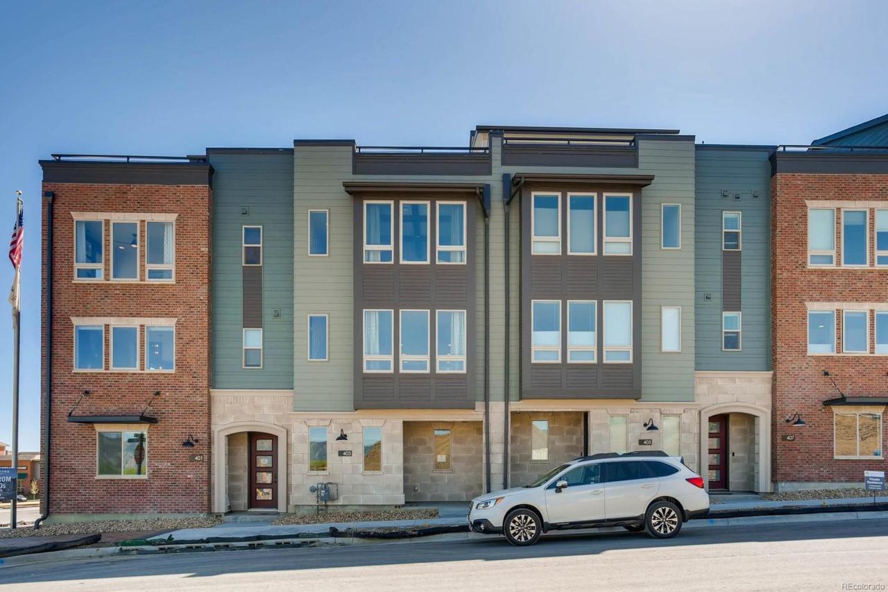 403 Promenade Drive - Photo 1