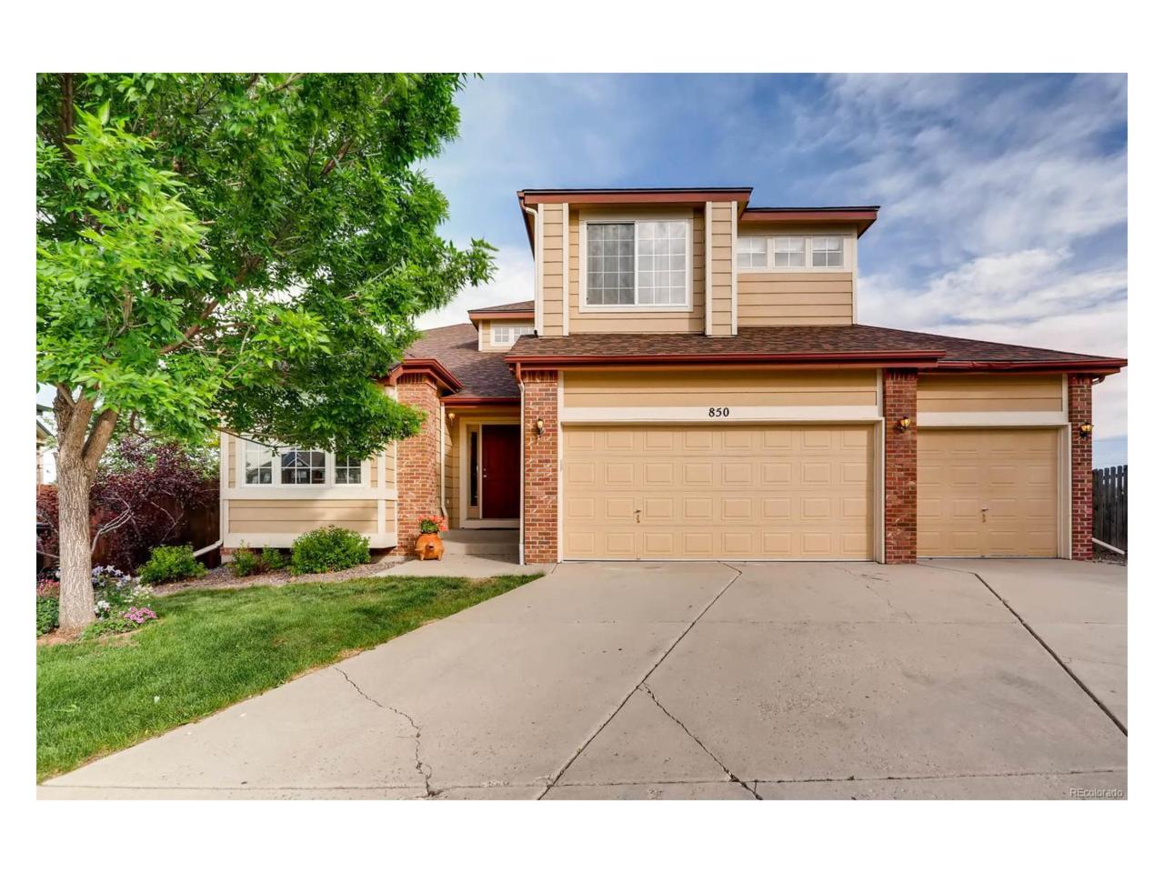 850 Sundown Drive - Photo 1