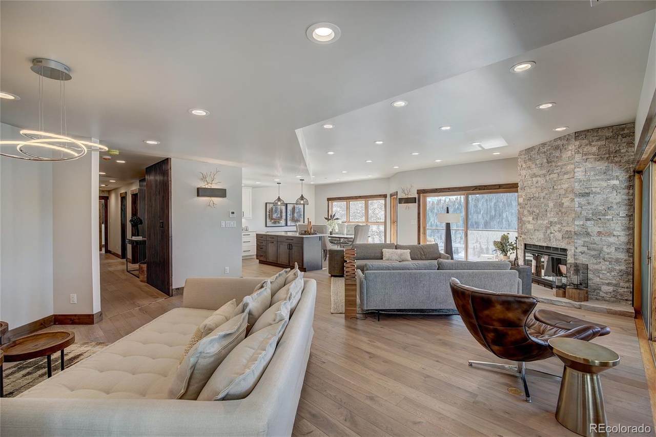 417 Summerwood Drive - Photo 1
