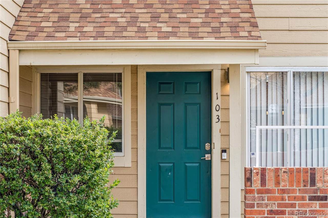 2181 Troy Way - Photo 1