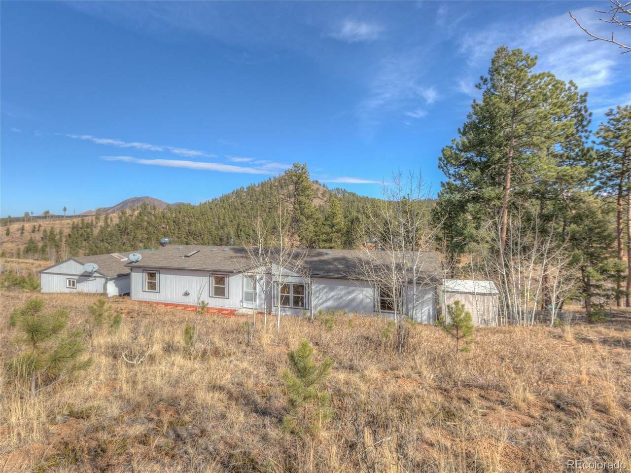 1395 Appleby Drive - Photo 1