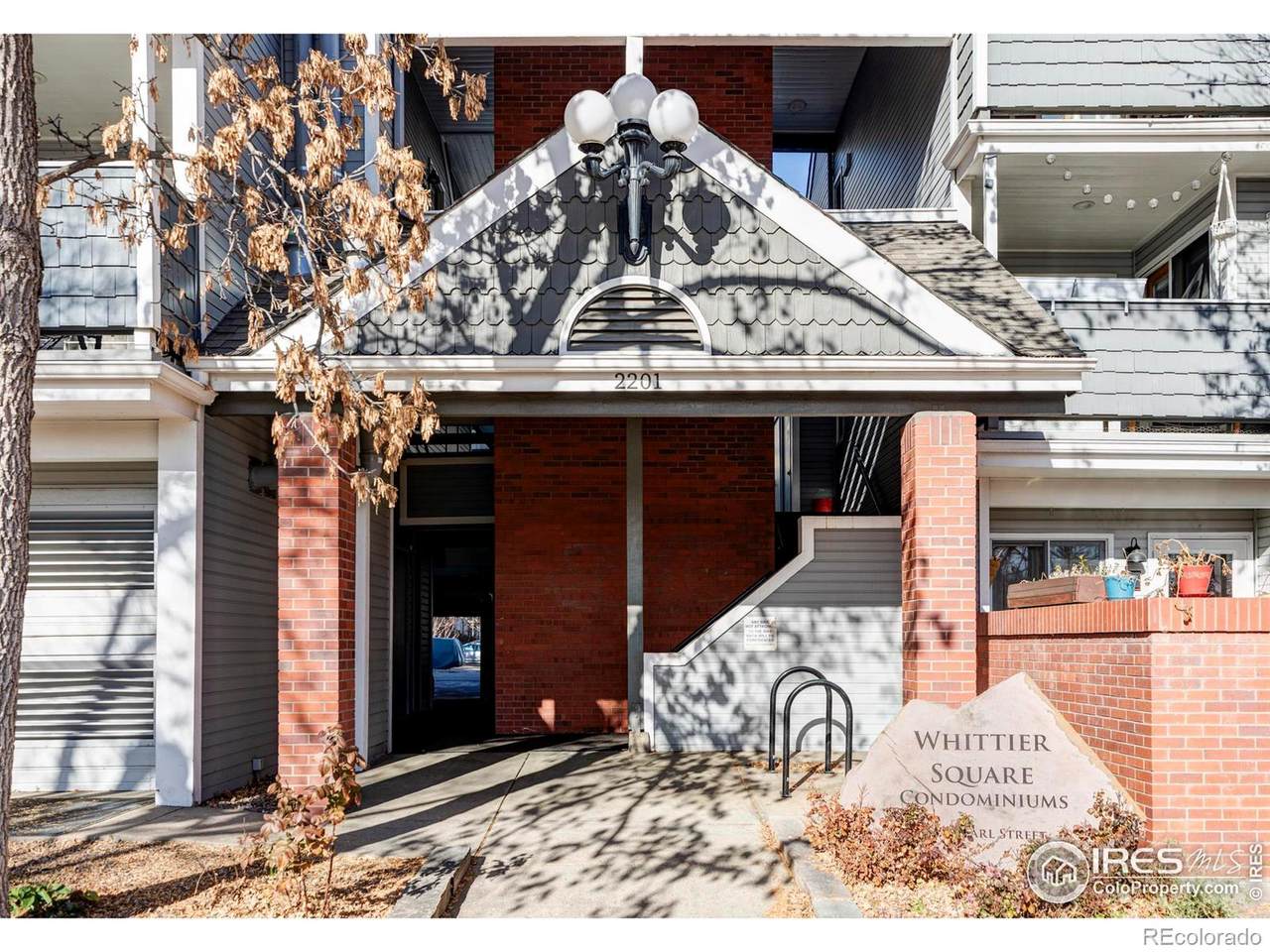 2201 Pearl Street - Photo 1