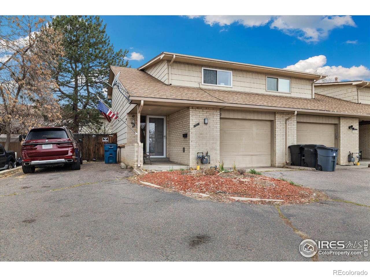 1561 Sheridan Boulevard - Photo 1