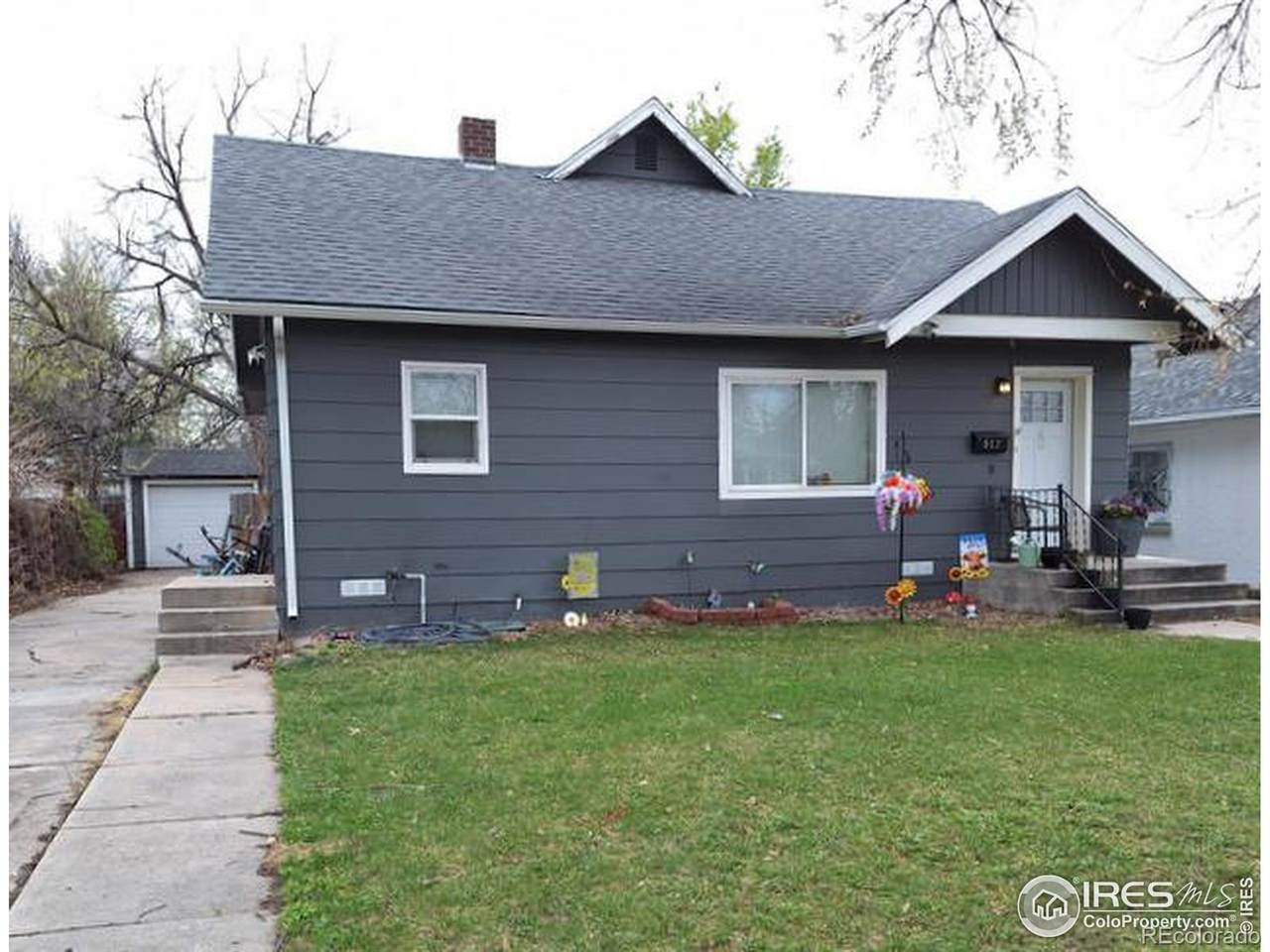 517 Columbine Street - Photo 1