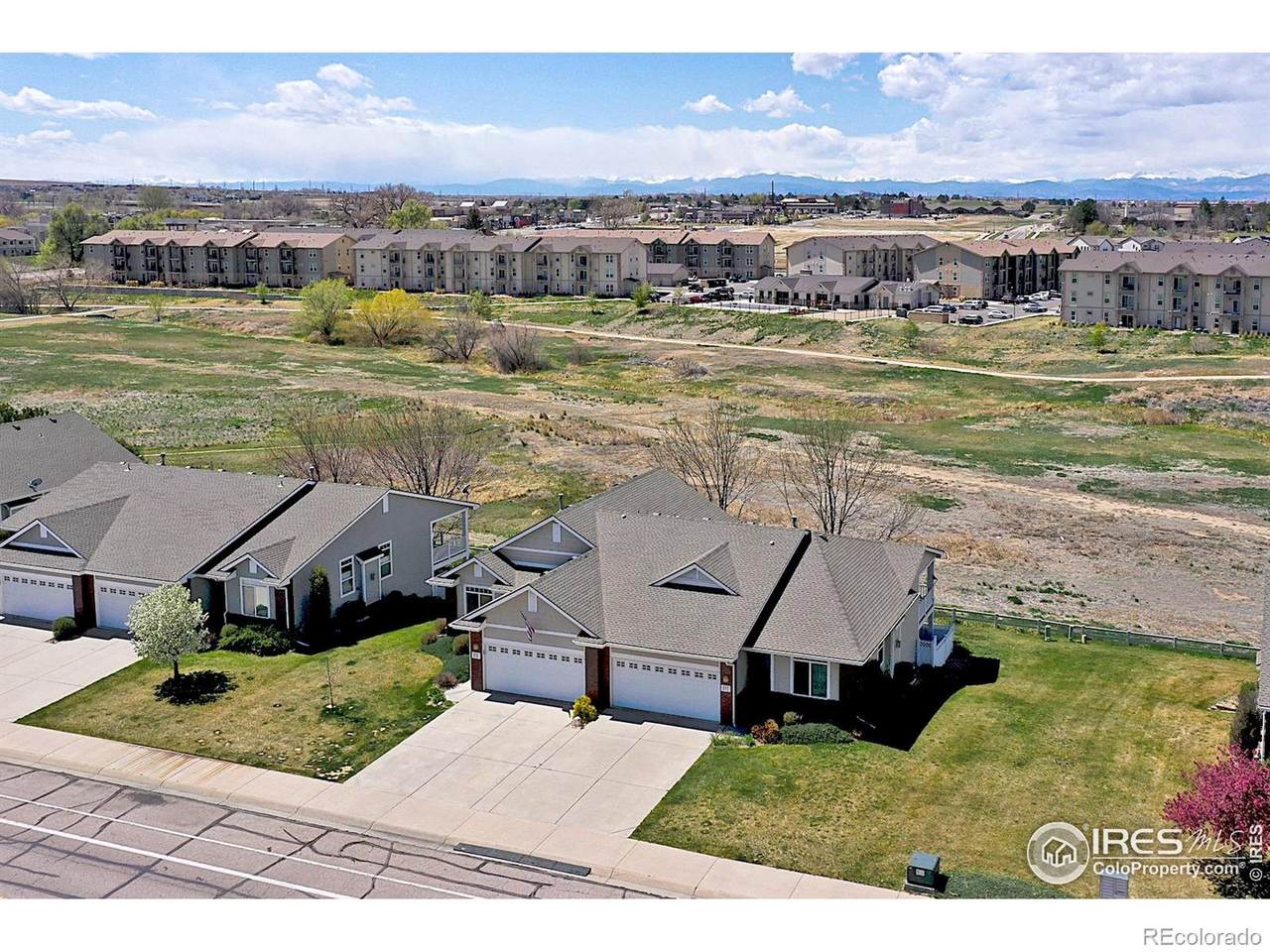 811 63rd Avenue - Photo 1