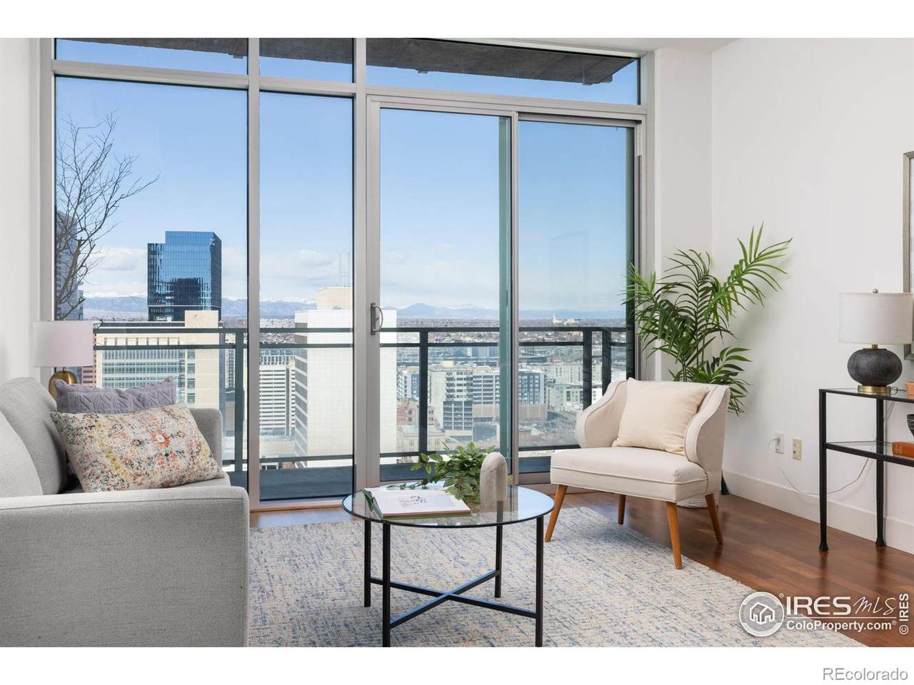 2001 Lincoln Street - Photo 1
