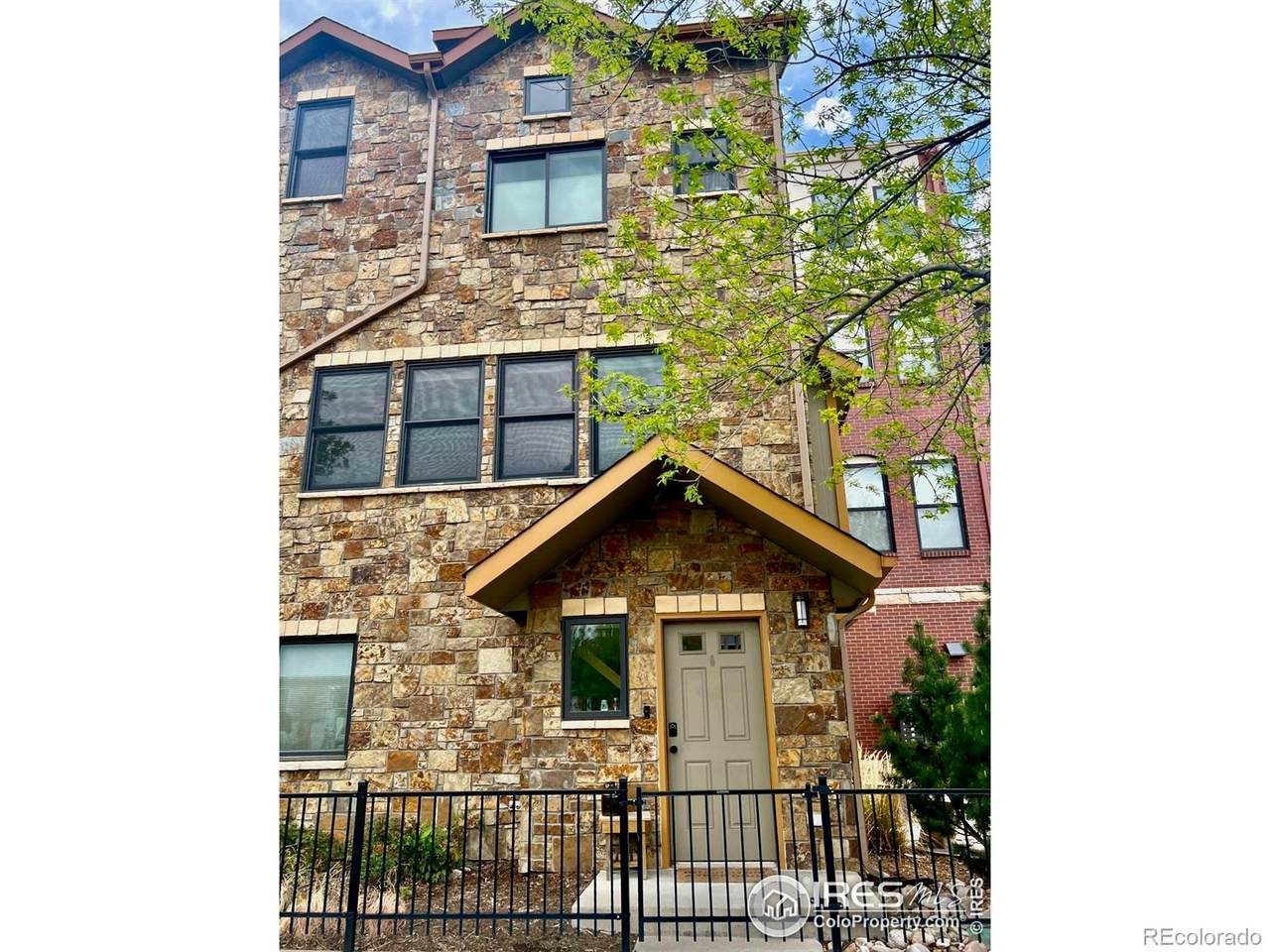 214 Willow Street - Photo 1