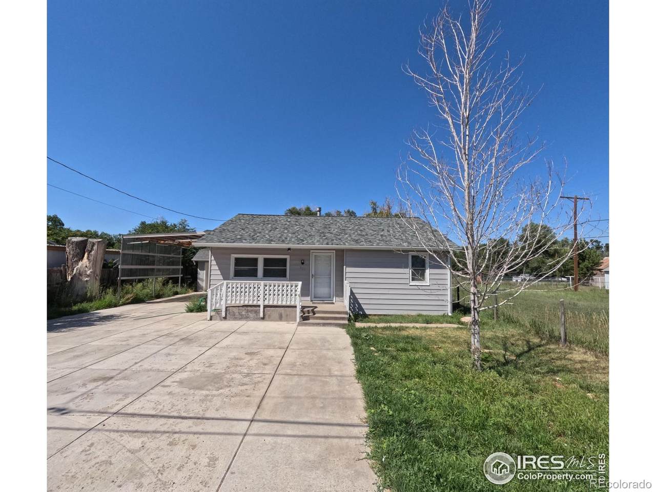 321 Dessa Street - Photo 1