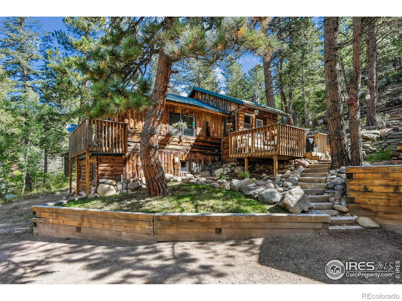 541 Riverside Drive - Photo 1