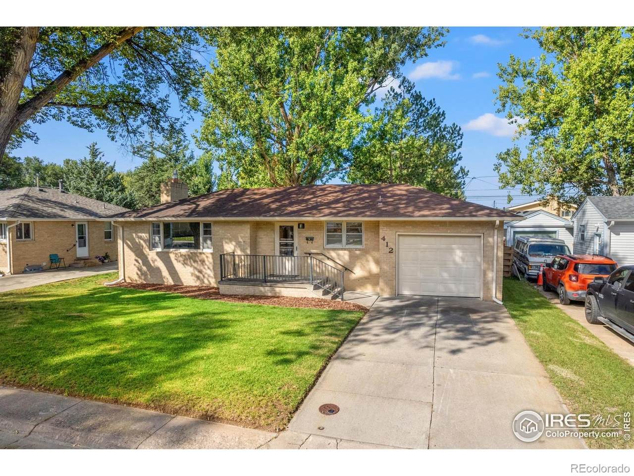 412 Lincoln Street - Photo 1