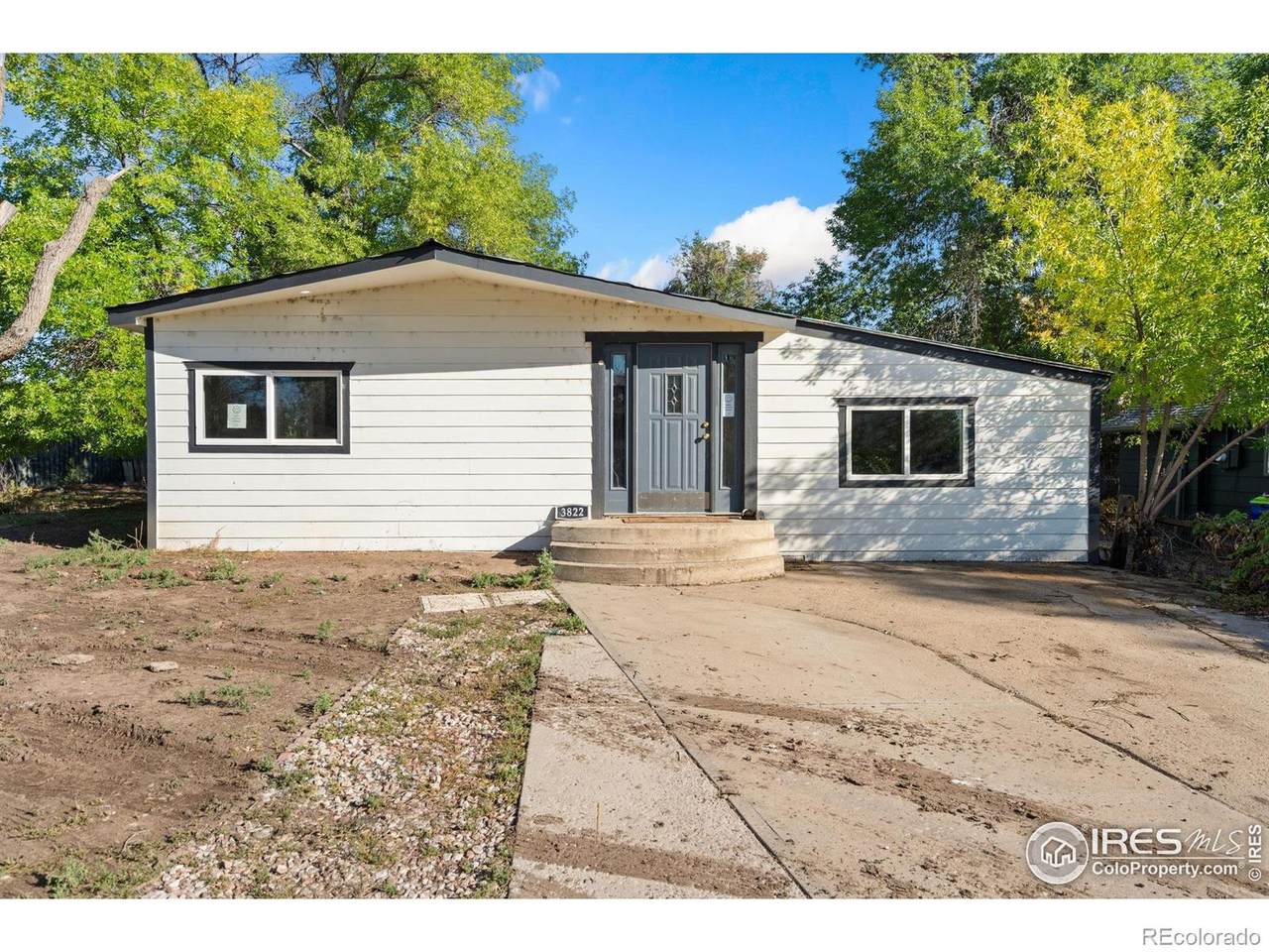 3822 Roosevelt Avenue - Photo 1