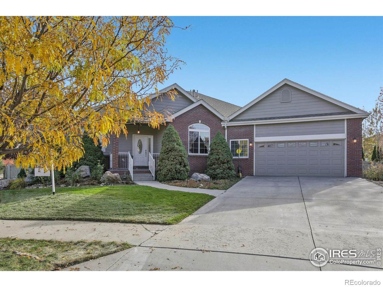 1820 Pyramid Peak Place - Photo 1