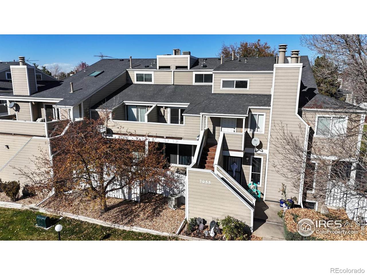 7955 Colorado Avenue - Photo 1