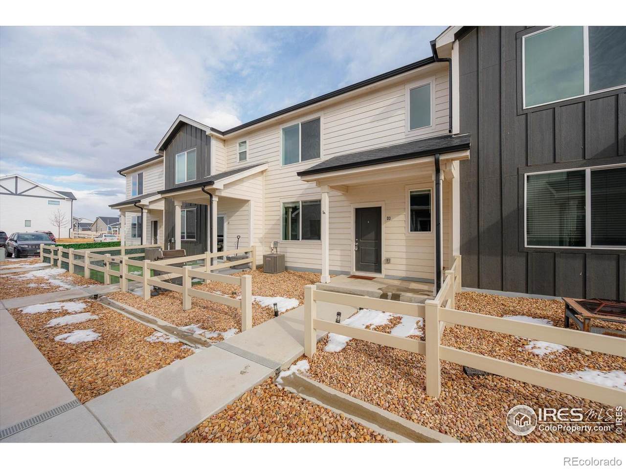 610 Apache Trail - Photo 1