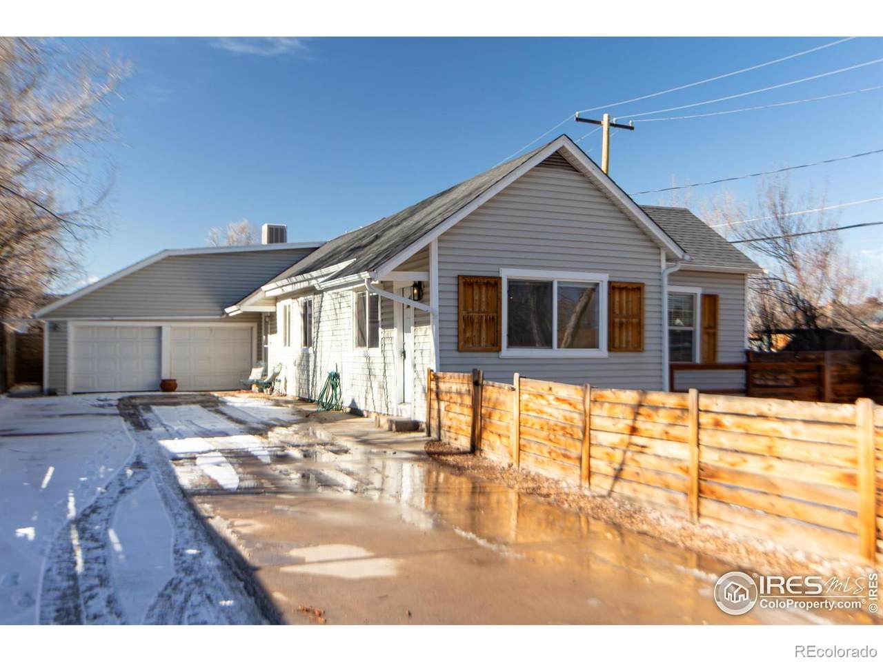 927 Yates Street - Photo 1