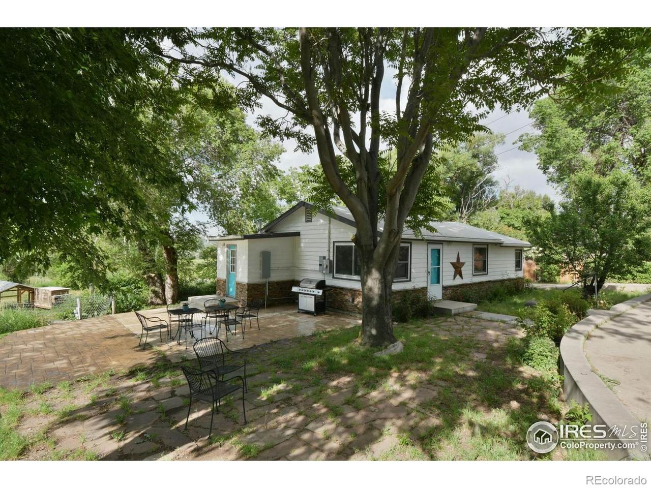 6903 Valmont Road - Photo 1