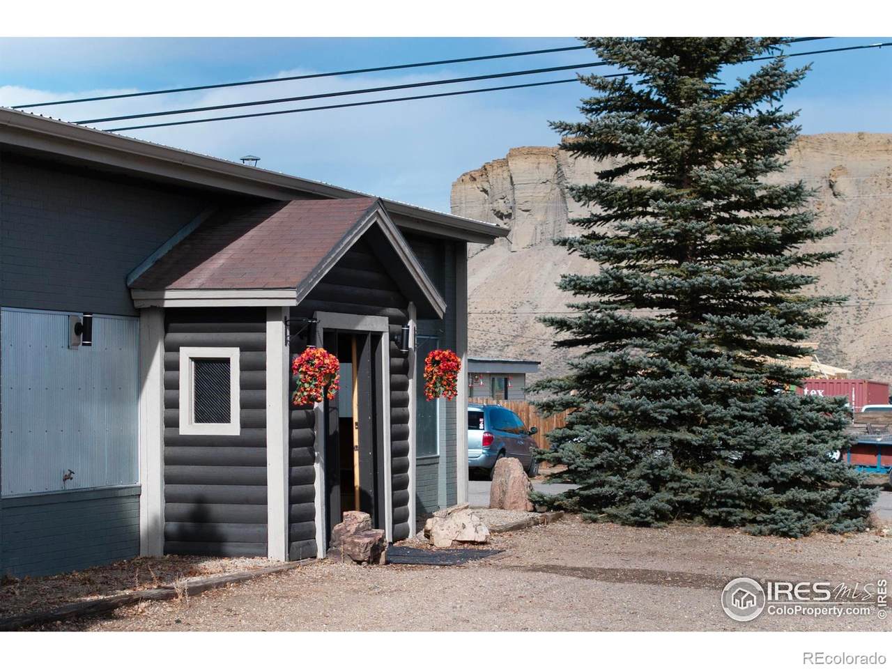 312 4th Street - Photo 1