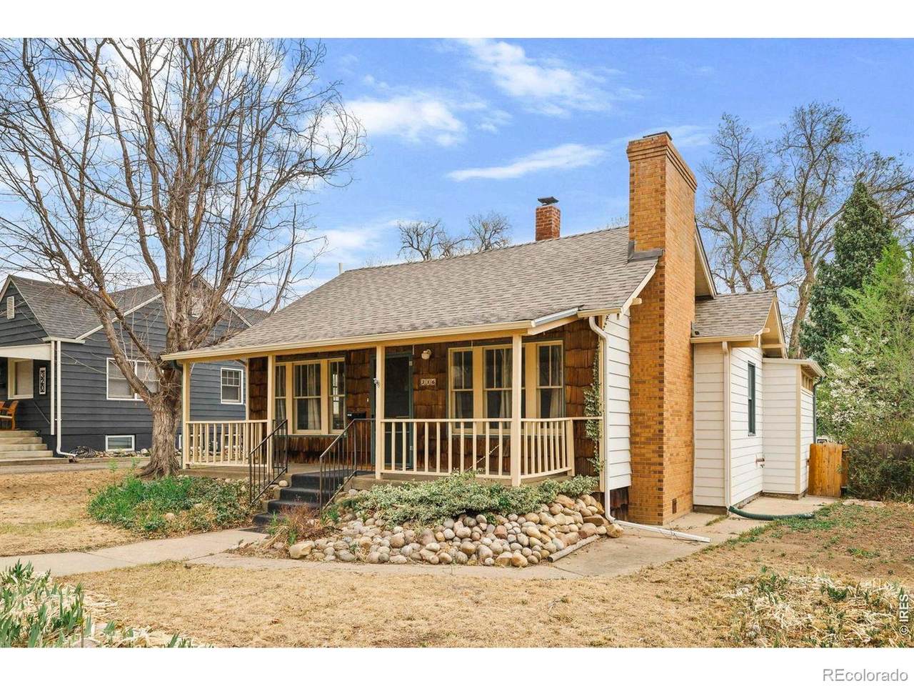 316 Vivian Street - Photo 1