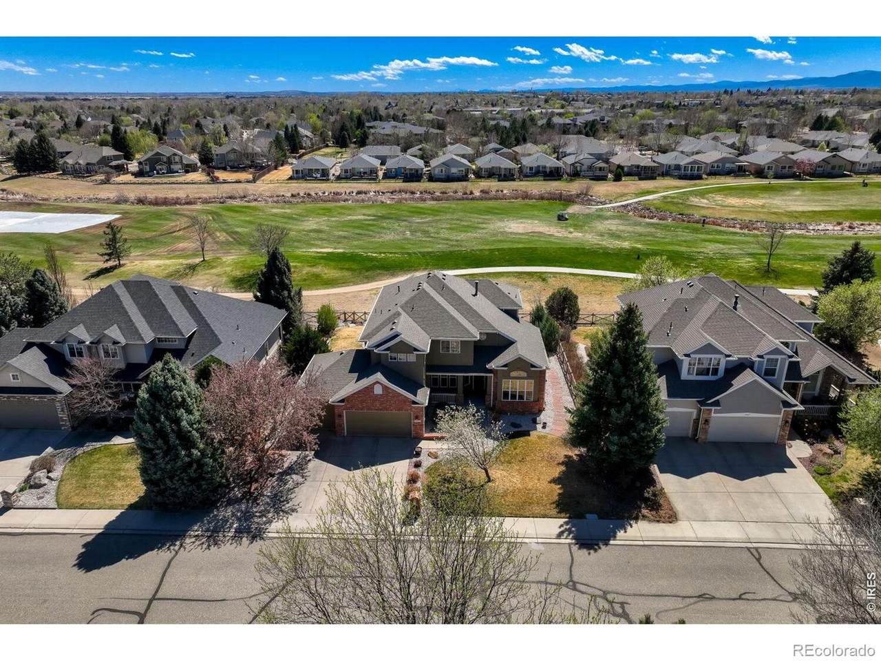 1043 Wyndemere Circle - Photo 1