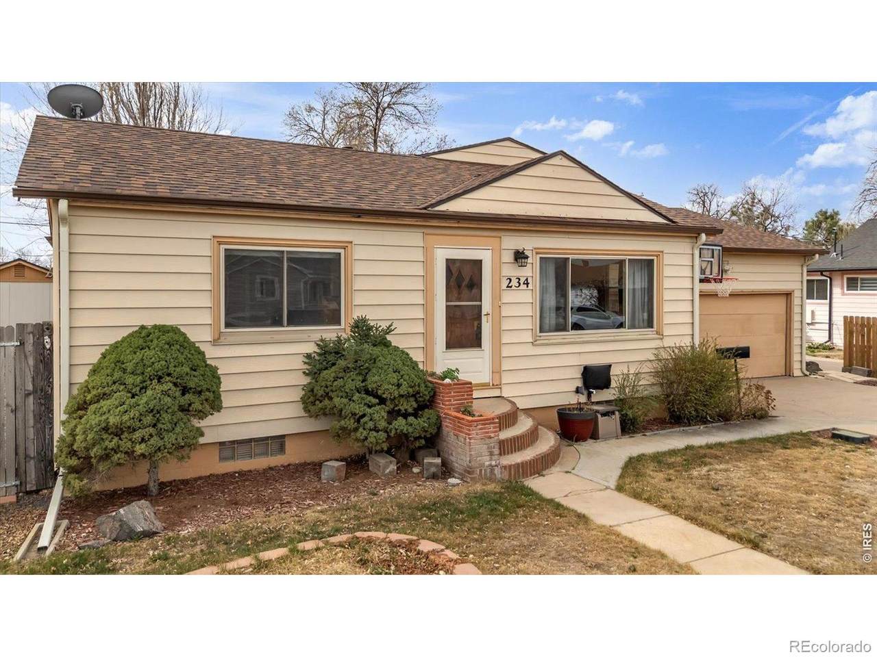 234 4th Street - Photo 1