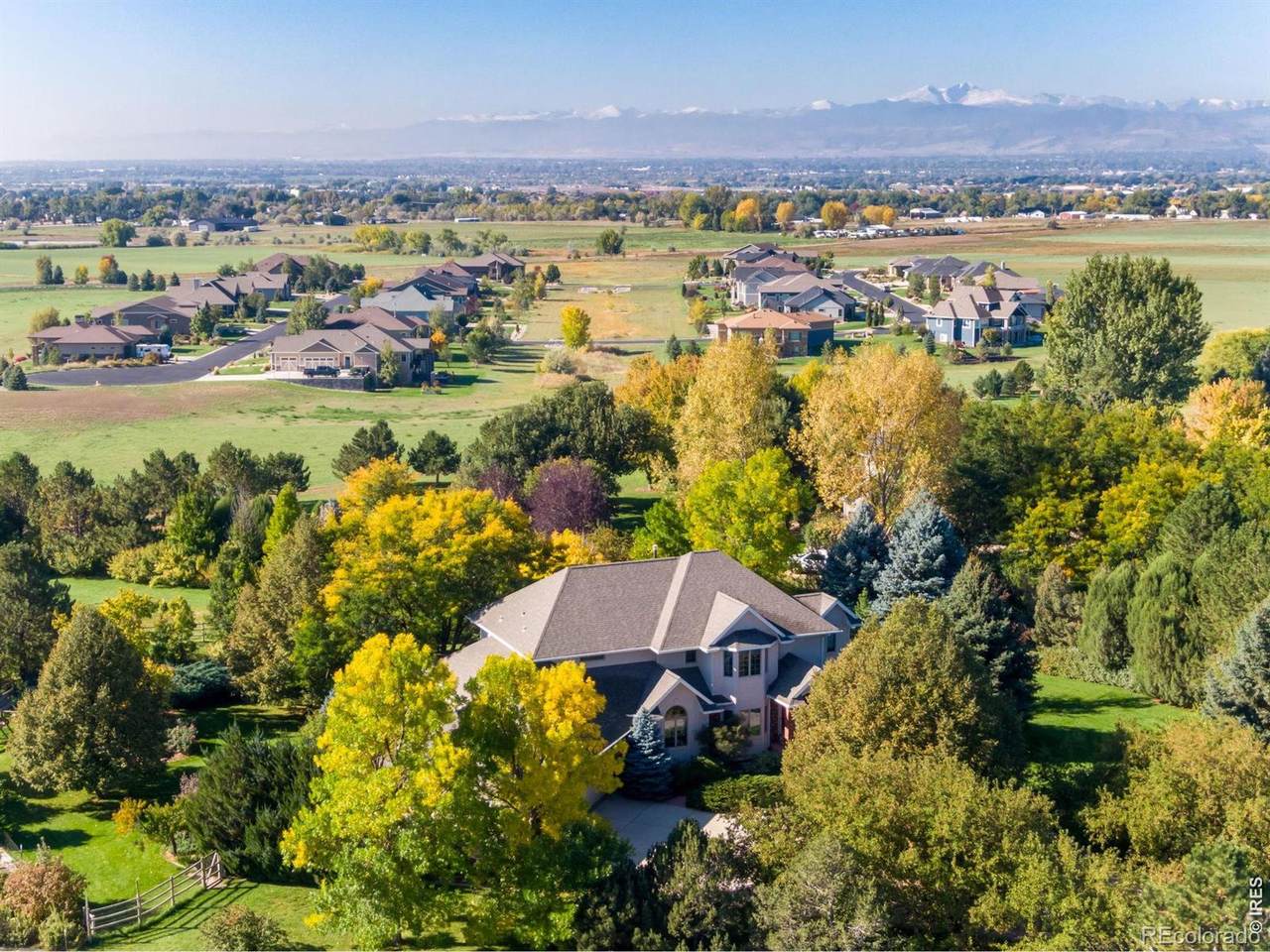 525 Linden View Drive - Photo 1