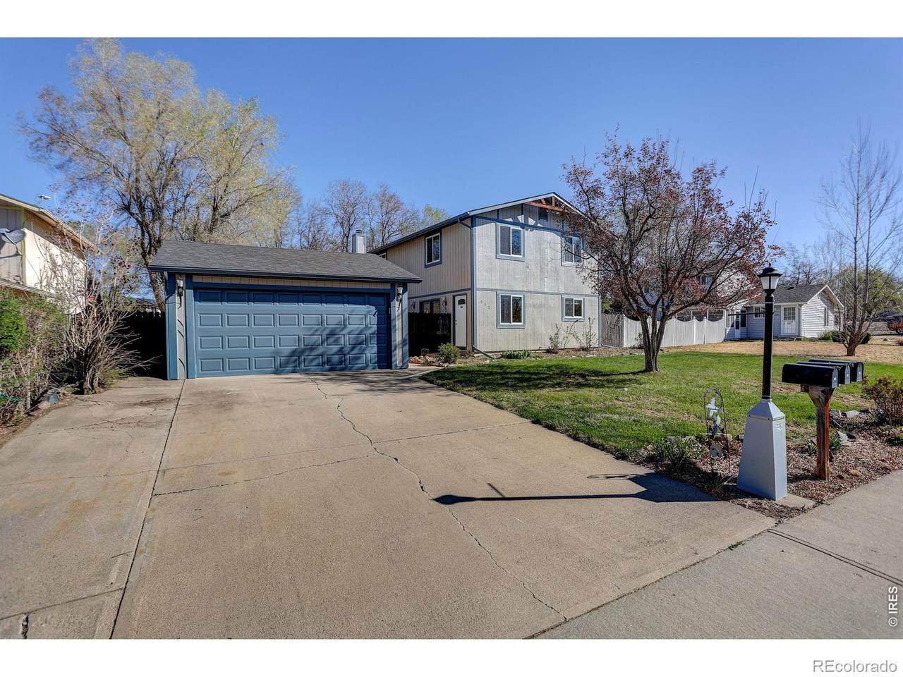 582 Highland Drive - Photo 1
