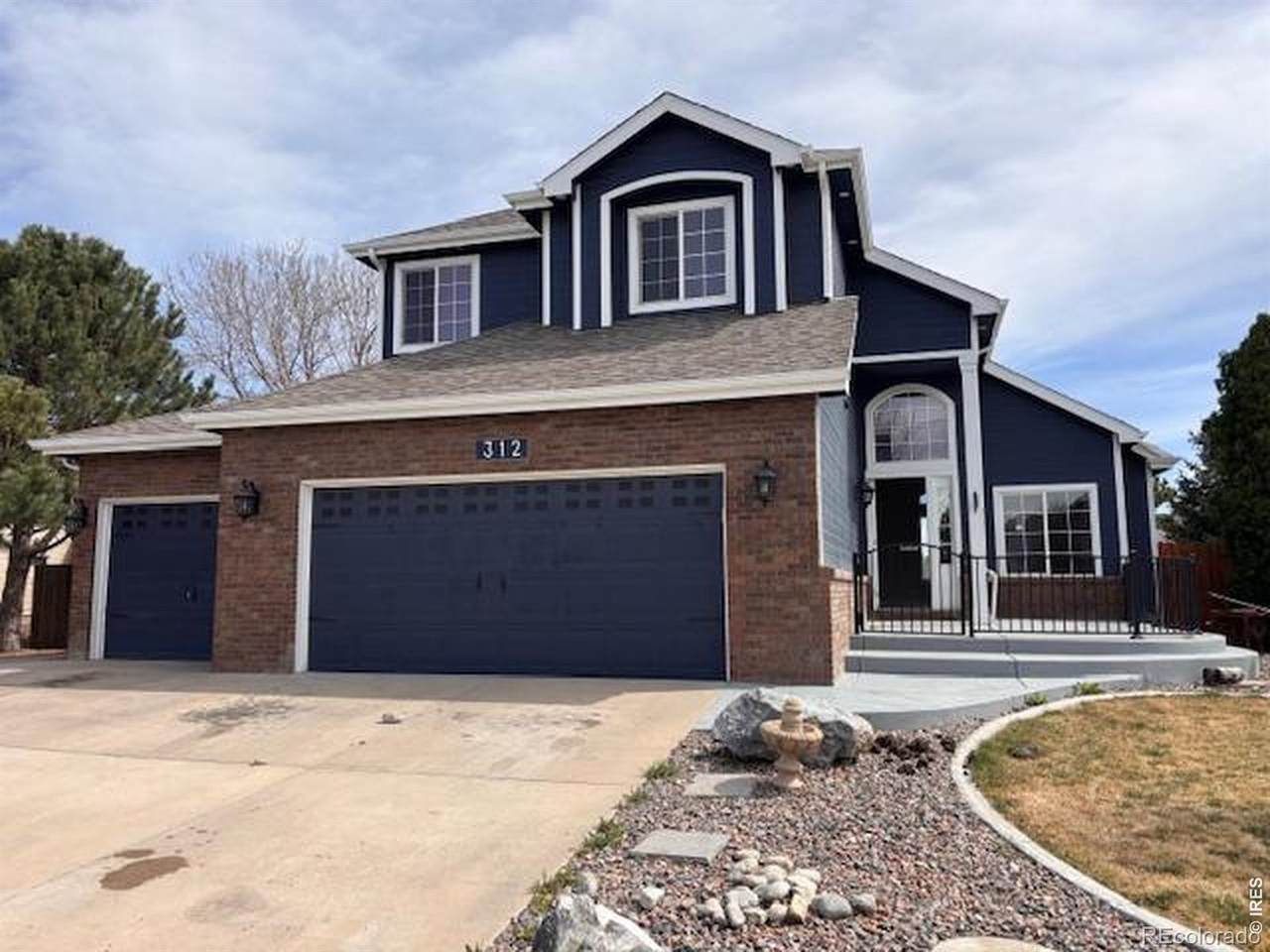 312 Mountain View Avenue - Photo 1