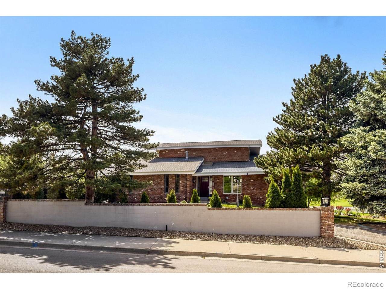 4137 Sheridan Boulevard - Photo 1