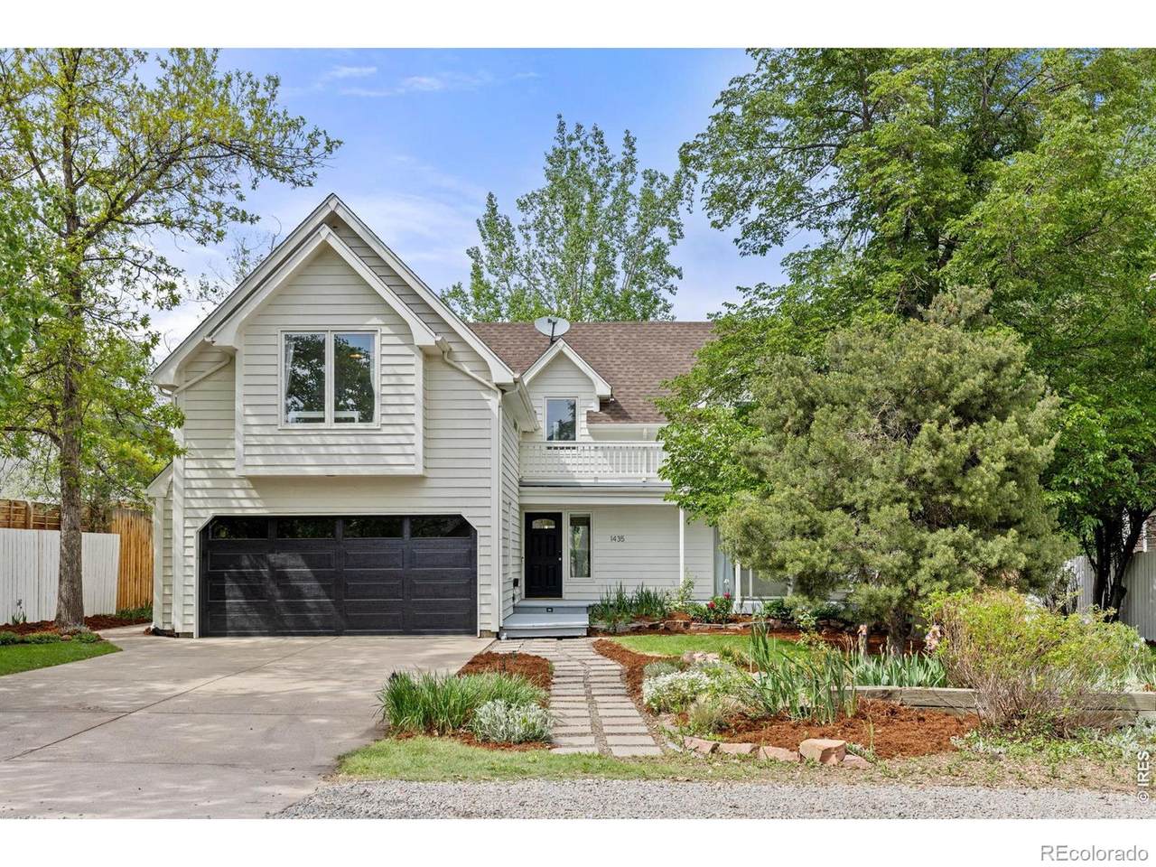 1435 Sumac Avenue - Photo 1
