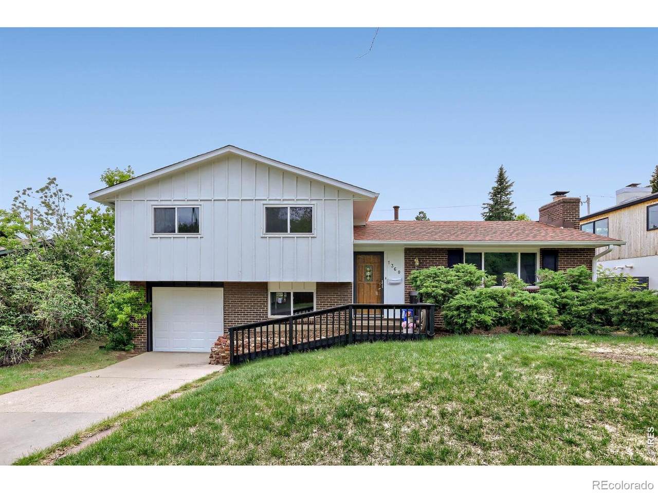 1360 Lehigh Street - Photo 1