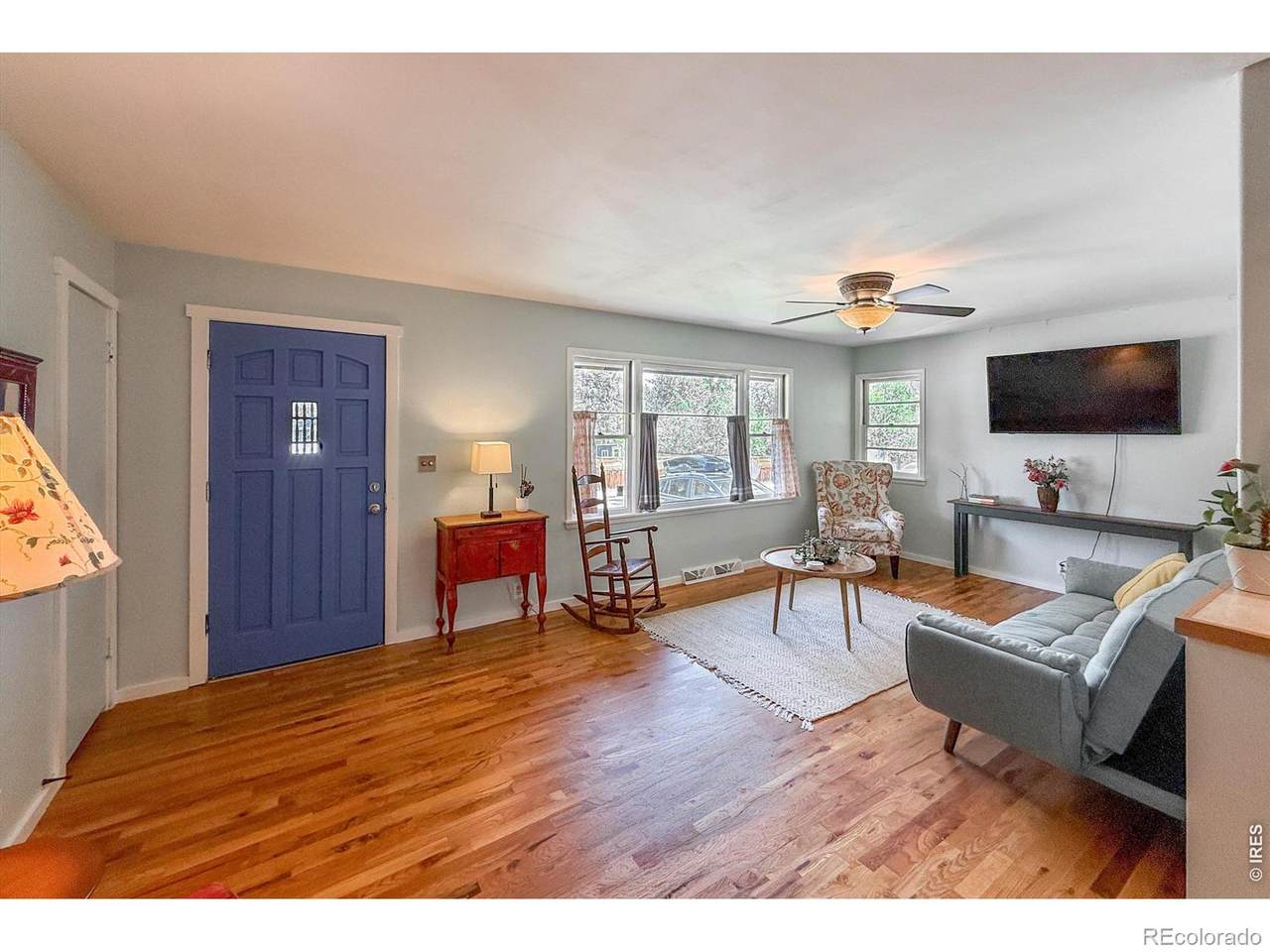 760 Francis Street - Photo 1