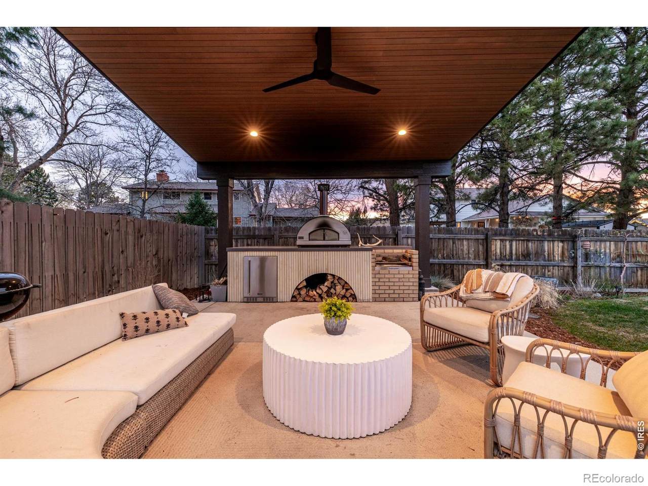 8630 Kenyon Avenue - Photo 1