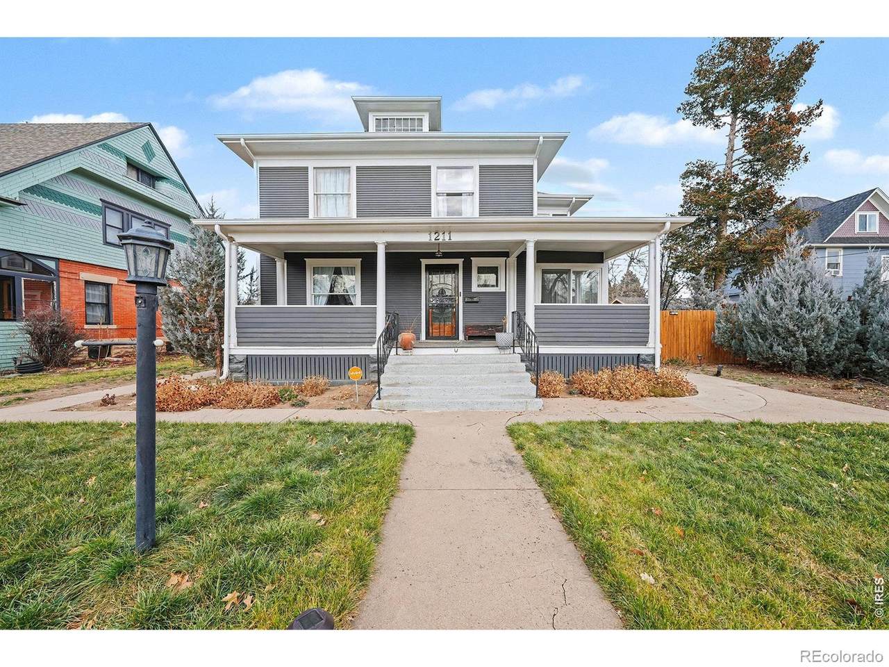 1211 11th Street - Photo 1