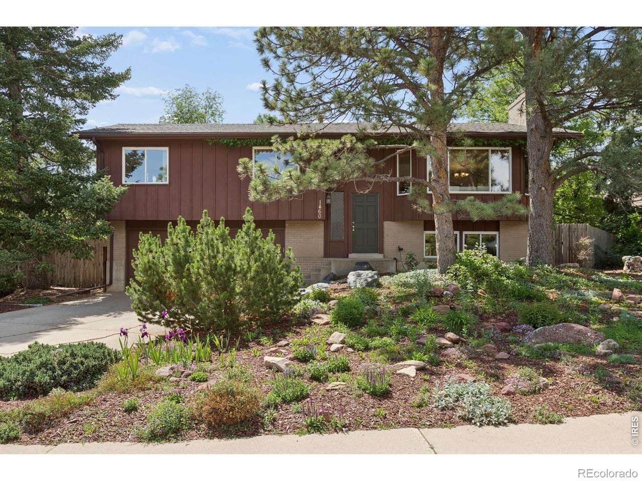 1460 Kendall Drive - Photo 1