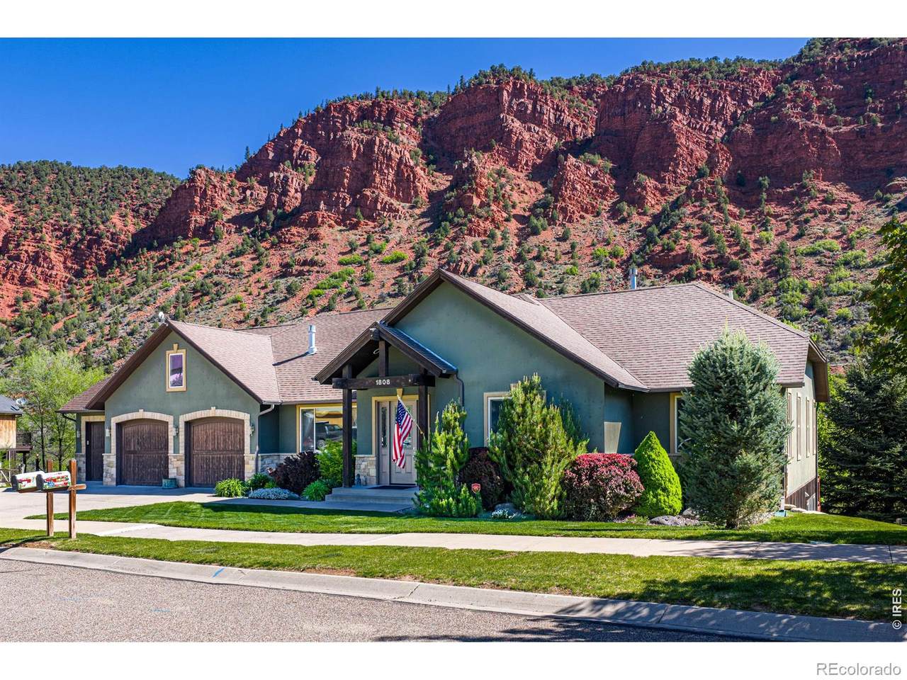 1808 Ouray Road - Photo 1