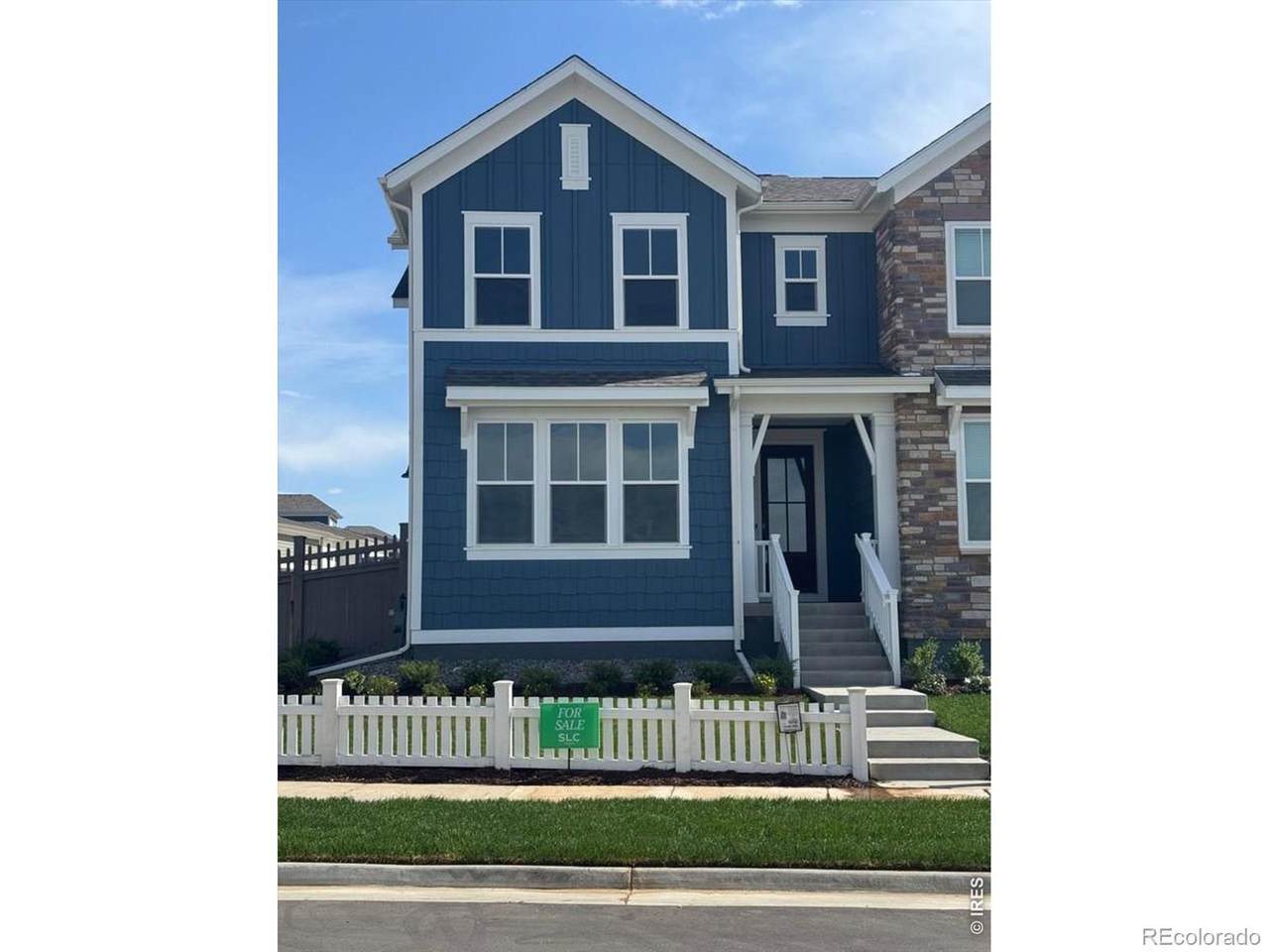 1596 Peach Avenue - Photo 1