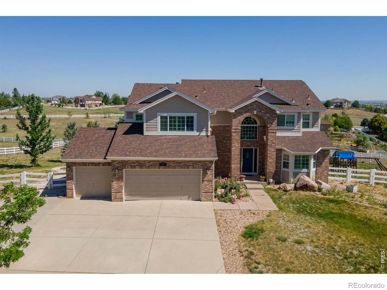 9423 146th Avenue - Photo 1