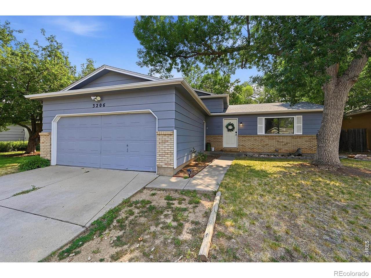 3206 Lymen Street - Photo 1