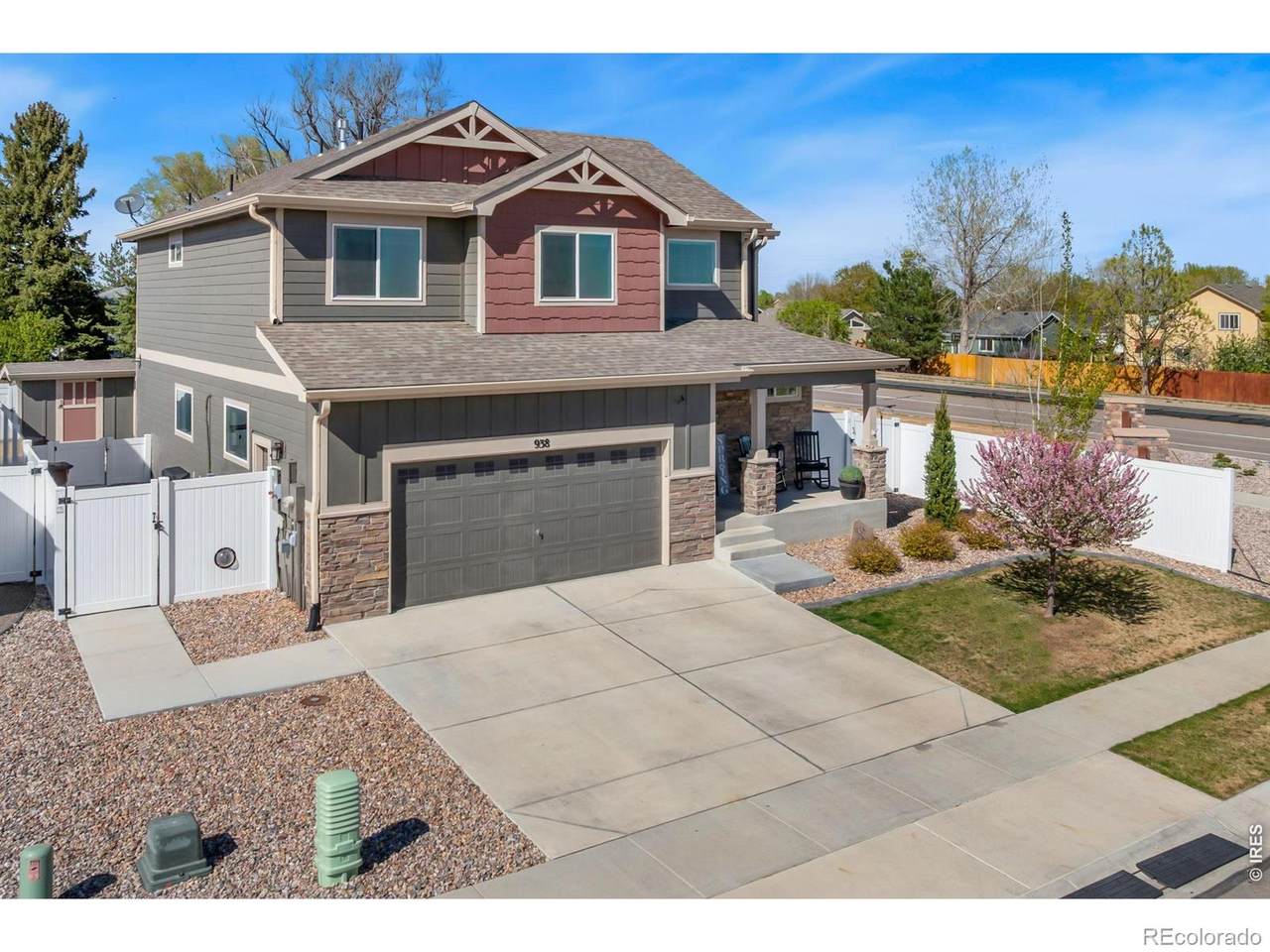 938 Scotch Pine Drive - Photo 1