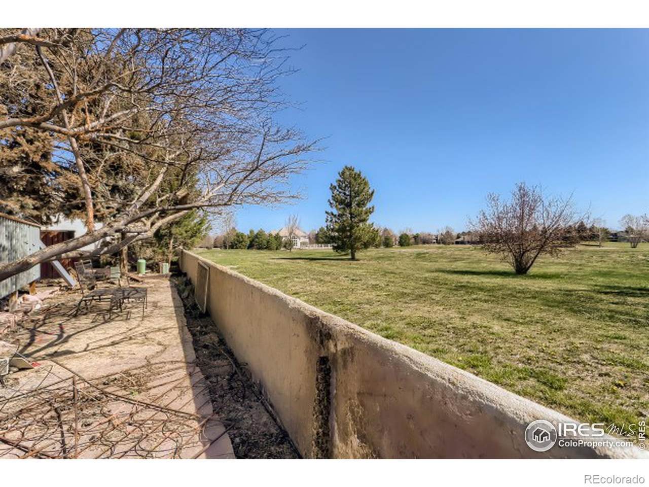 766 Club Circle - Photo 1