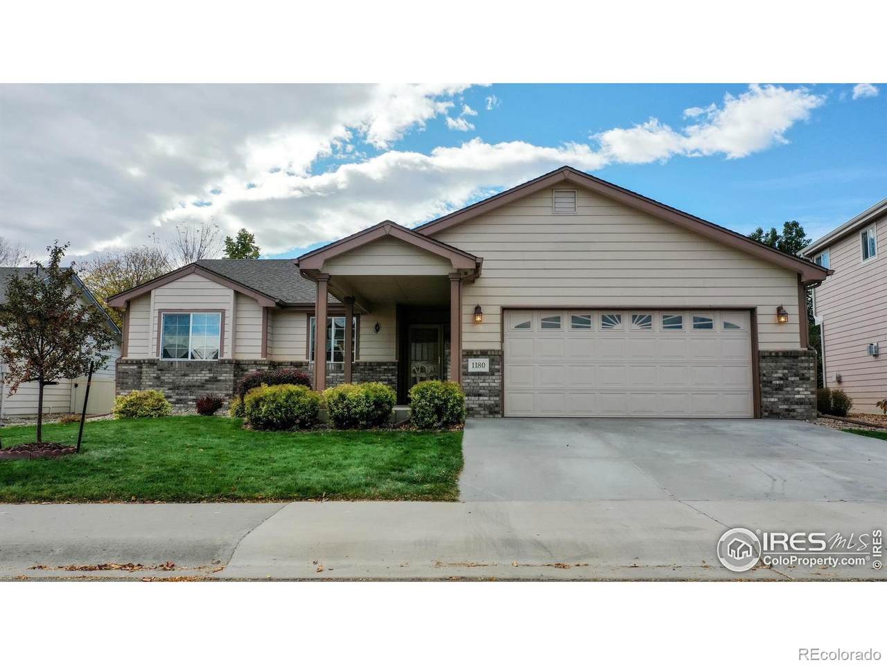 1180 Crabapple Drive - Photo 1