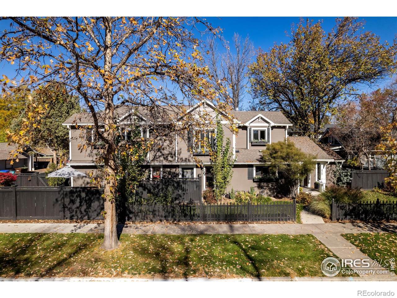 420 Laurel Street - Photo 1