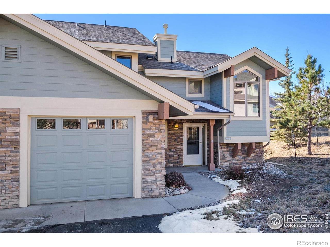 878 Crabapple Lane - Photo 1
