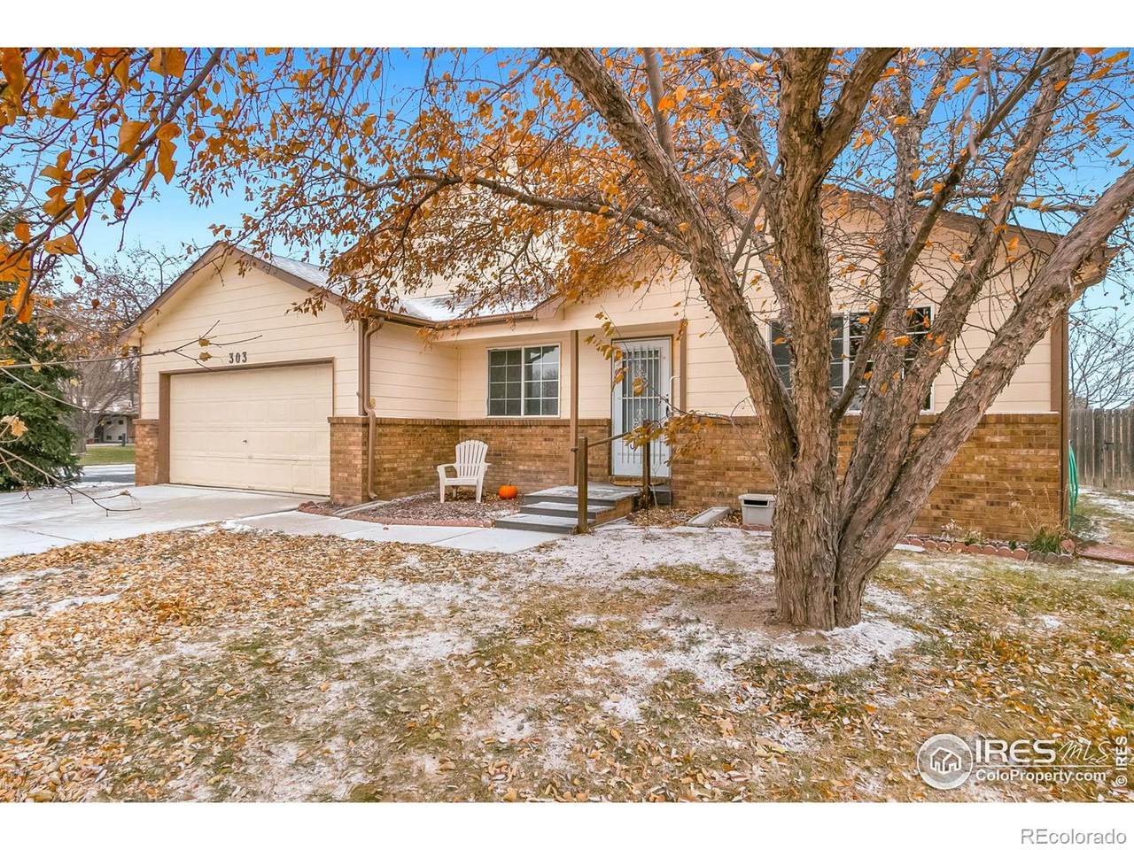 303 Cherry Lane - Photo 1