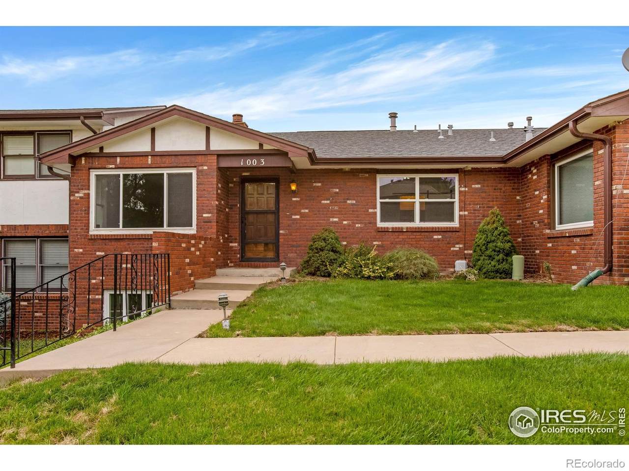 1003 48th Avenue - Photo 1