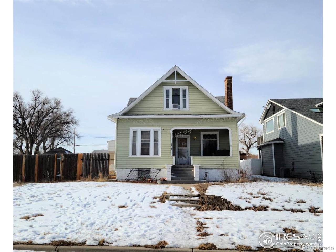 105 Laura Avenue - Photo 1