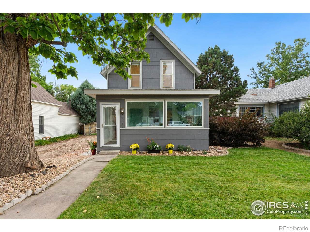 322 Maple Avenue - Photo 1