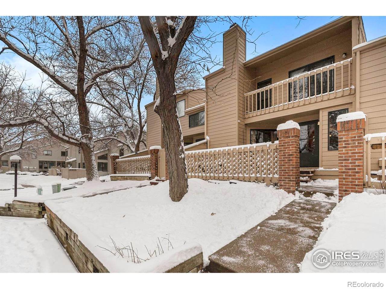 5020 Buckingham Road - Photo 1