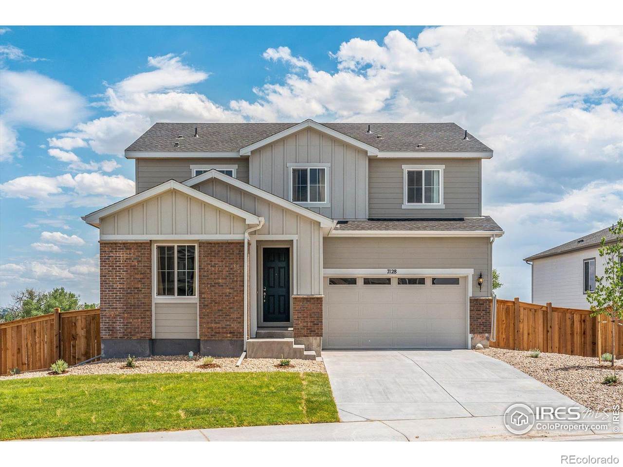 7128 116th Circle - Photo 1